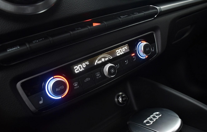 Audi A3 cena 82900 przebieg: 44000, rok produkcji 2019 z Góra małe 497